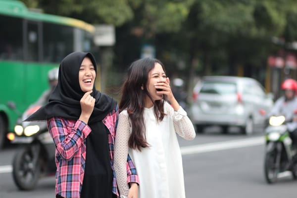 Why Women's Friendship Is Getting Cultural Attention